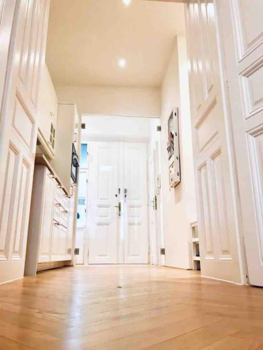 Apartament Luxury New Center -2.