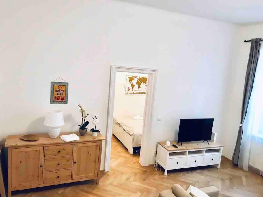Apartment Luxury New Center -2. *